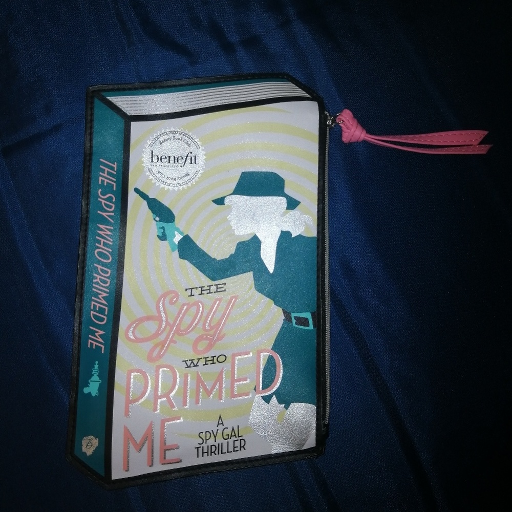 Benefit Make Up Beauty Bag